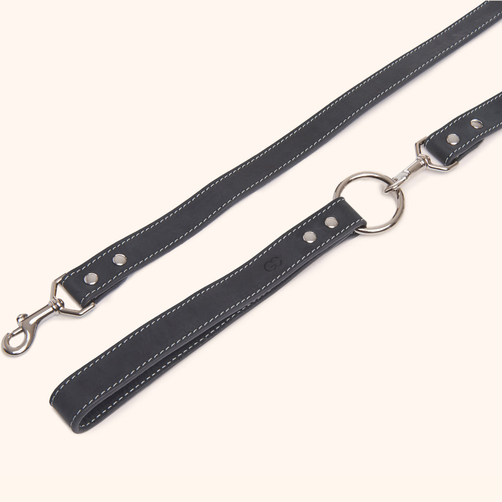 【最新入荷】 Leash Leather Signature New - Canine Genuine 首輪・ハーネス・リード